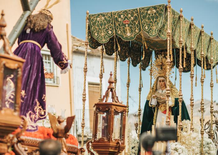 Viernes santo en Yecla: momento cortes�a