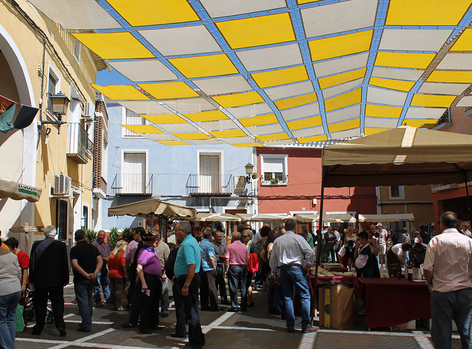 TRADITIONAL STREET MARKETS