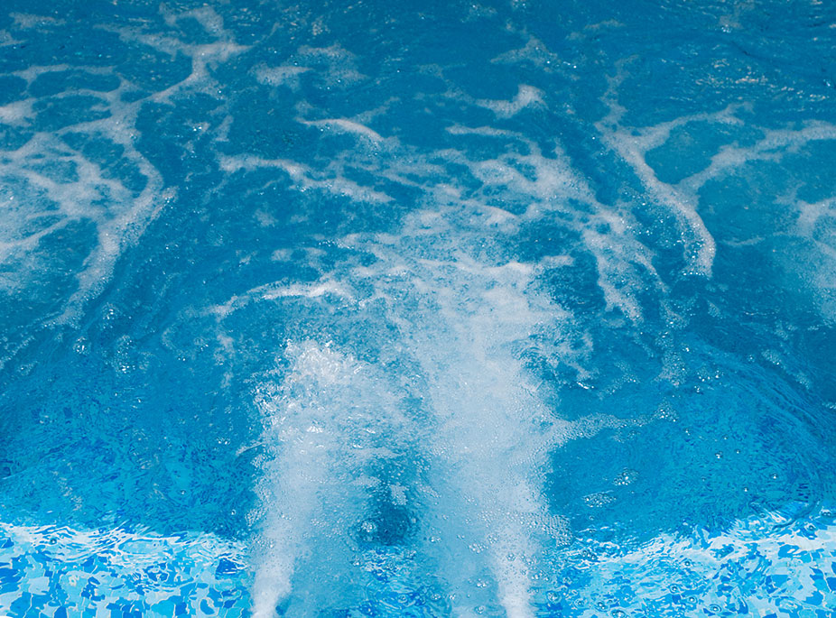 EN DEHORS DE CIRCUIT