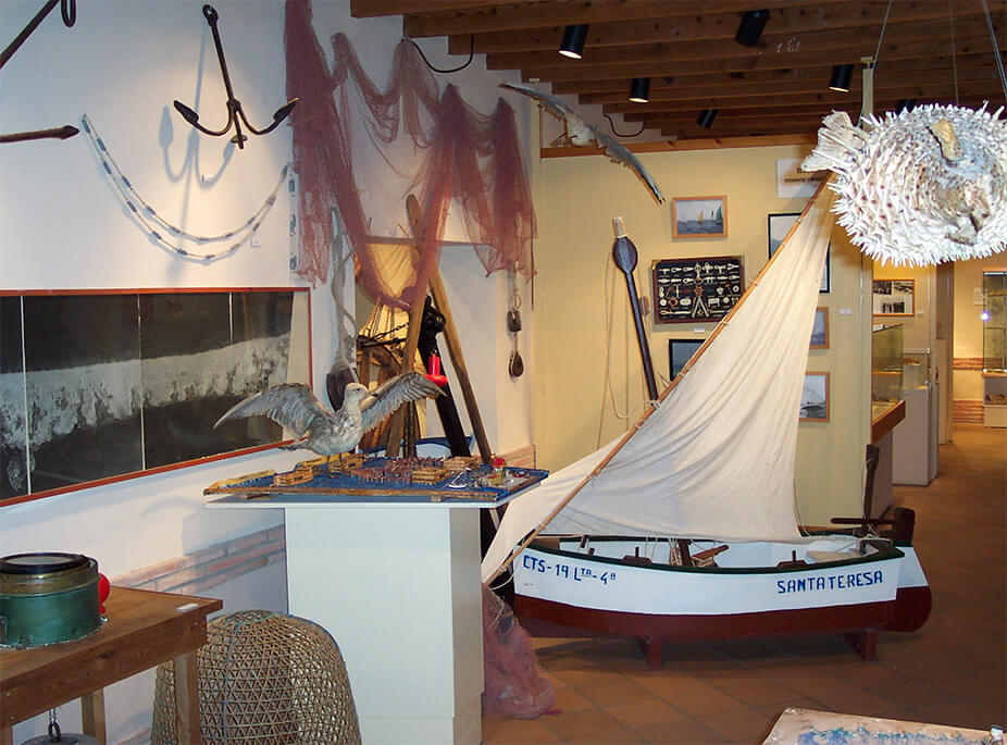 VERTIEFEN SIE SICH IN DIE GESCHICHTE