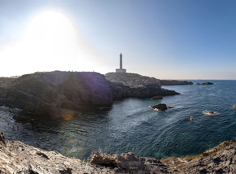 UNTER DEM LEUCHTTURM