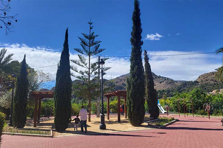 JARD�N DE LAS TRES CULTURAS