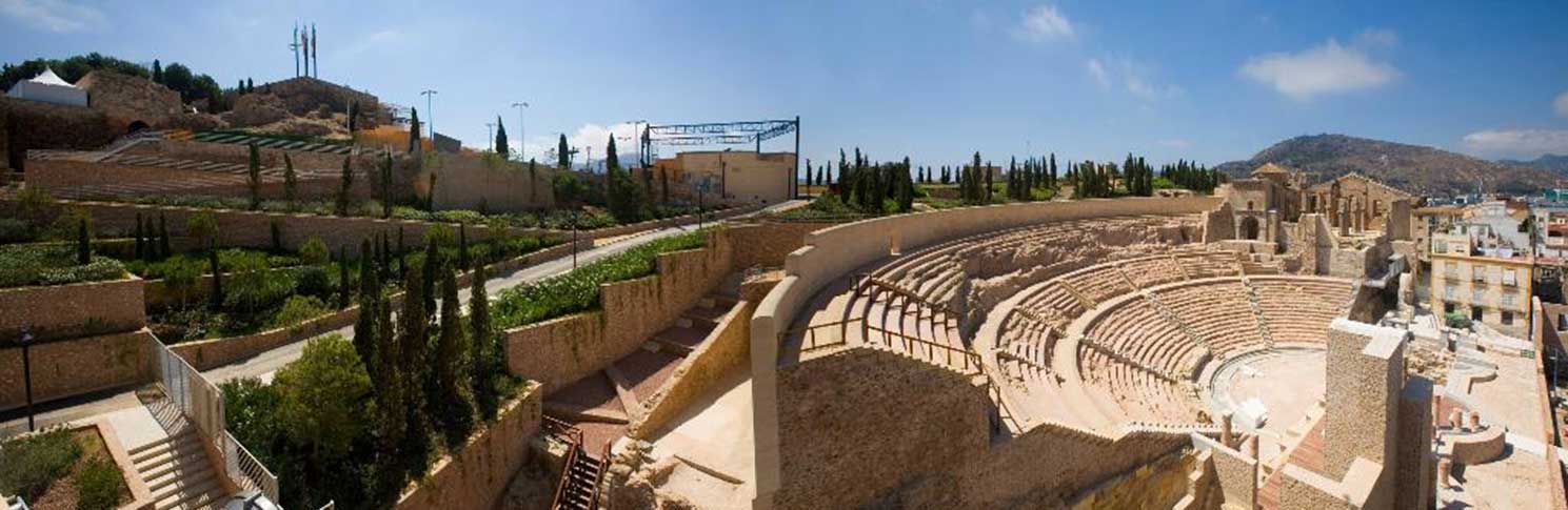PARQUE CORNISA - TEATRO ROMANO
