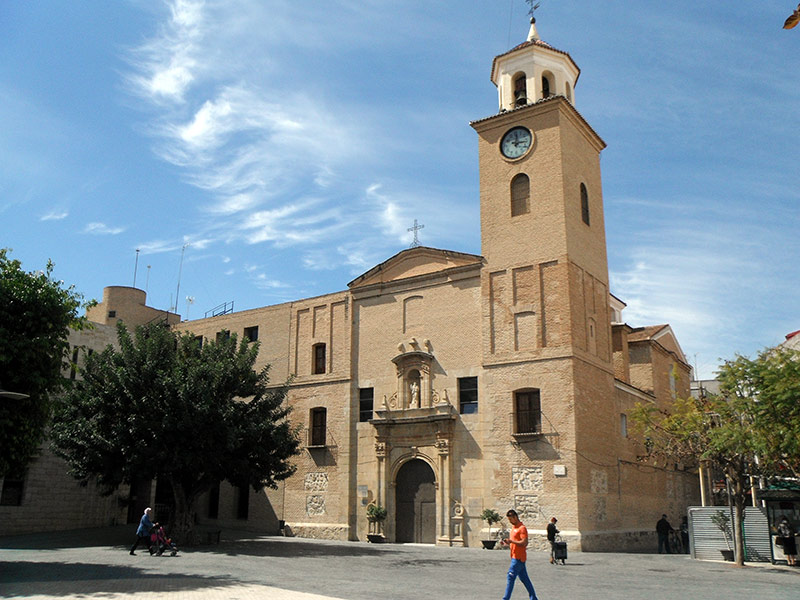 IGLESIA SAN BARTOLOM�