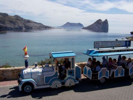 TREN TUR�STICO EN �GUILAS