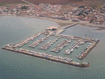PUERTO DEPORTIVO DE LOS NIETOS