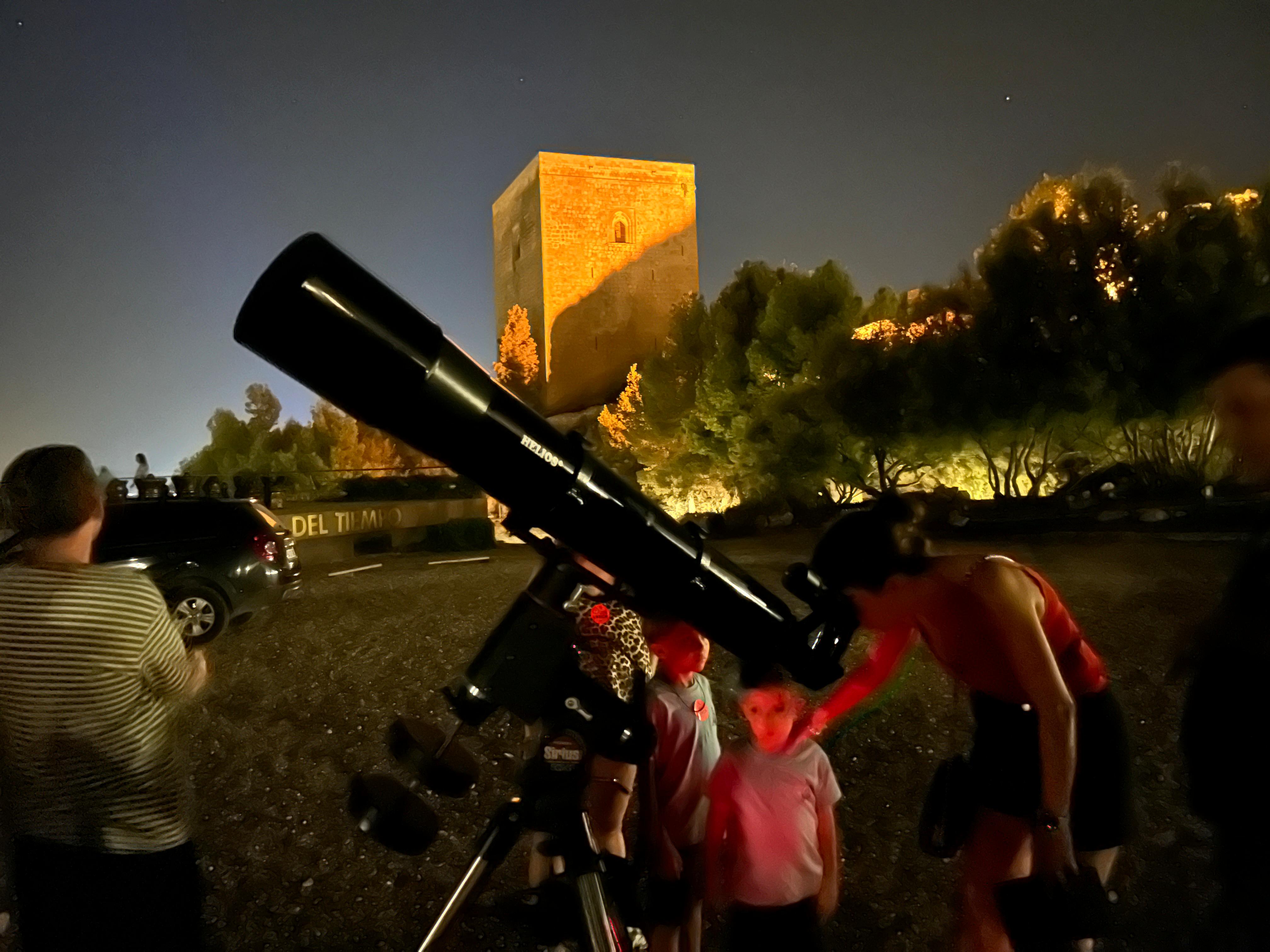 NOCHE DE PERSEIDAS EN EL CASTILLO DE LORCA. PASE FAMILIAR ESPECIAL NIOS (13 AGOSTO)